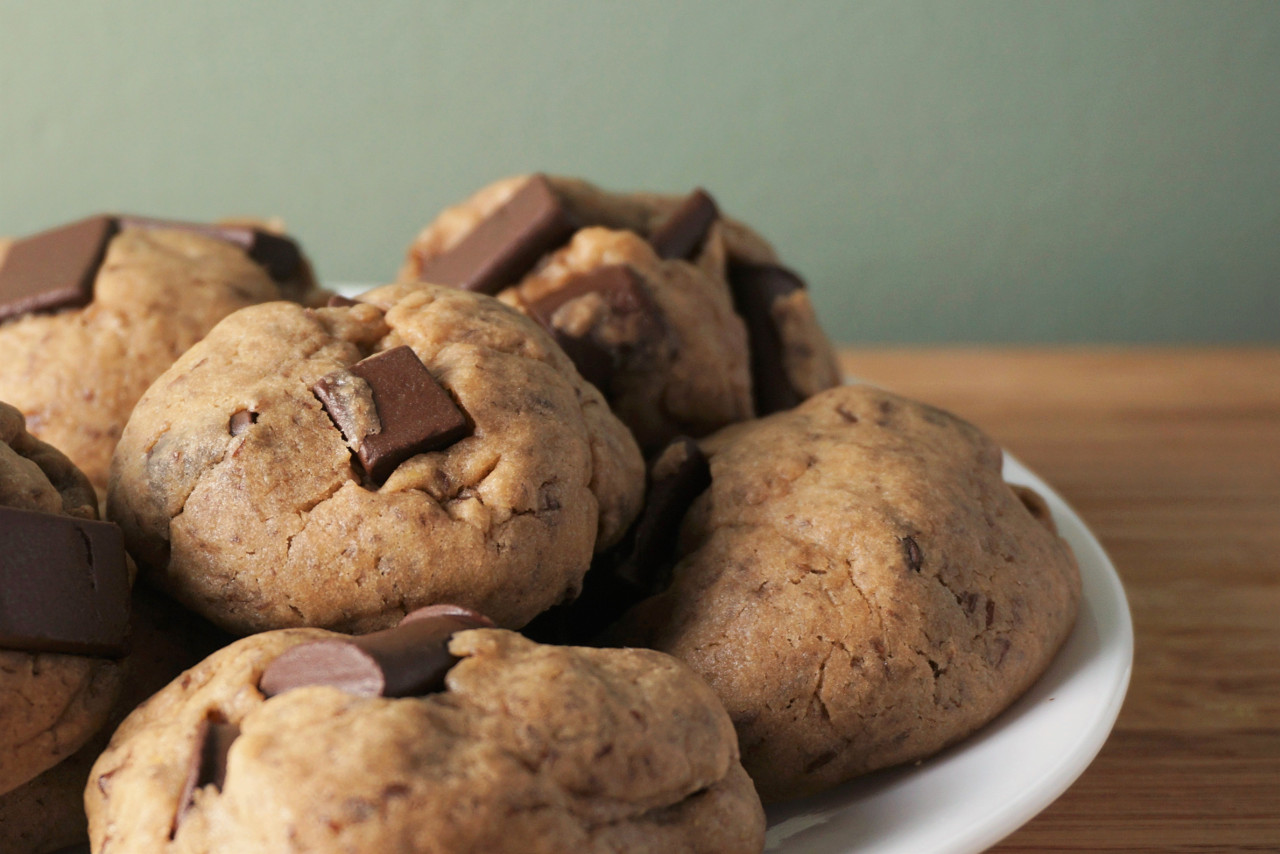 Vegan Chocolate Chunk Cookies | Blooming Vegan